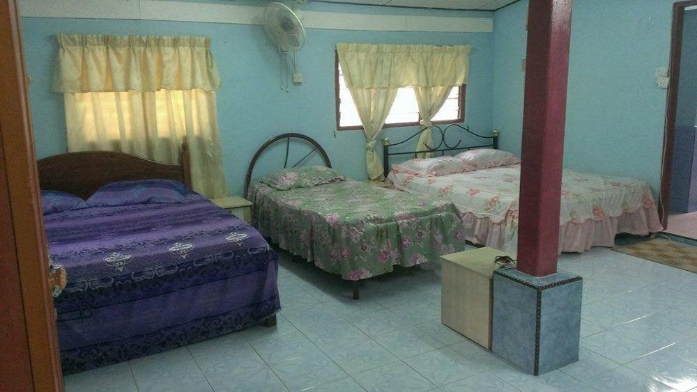 Homestay Bukit Gantang Hotel تايبينغ المظهر الخارجي الصورة